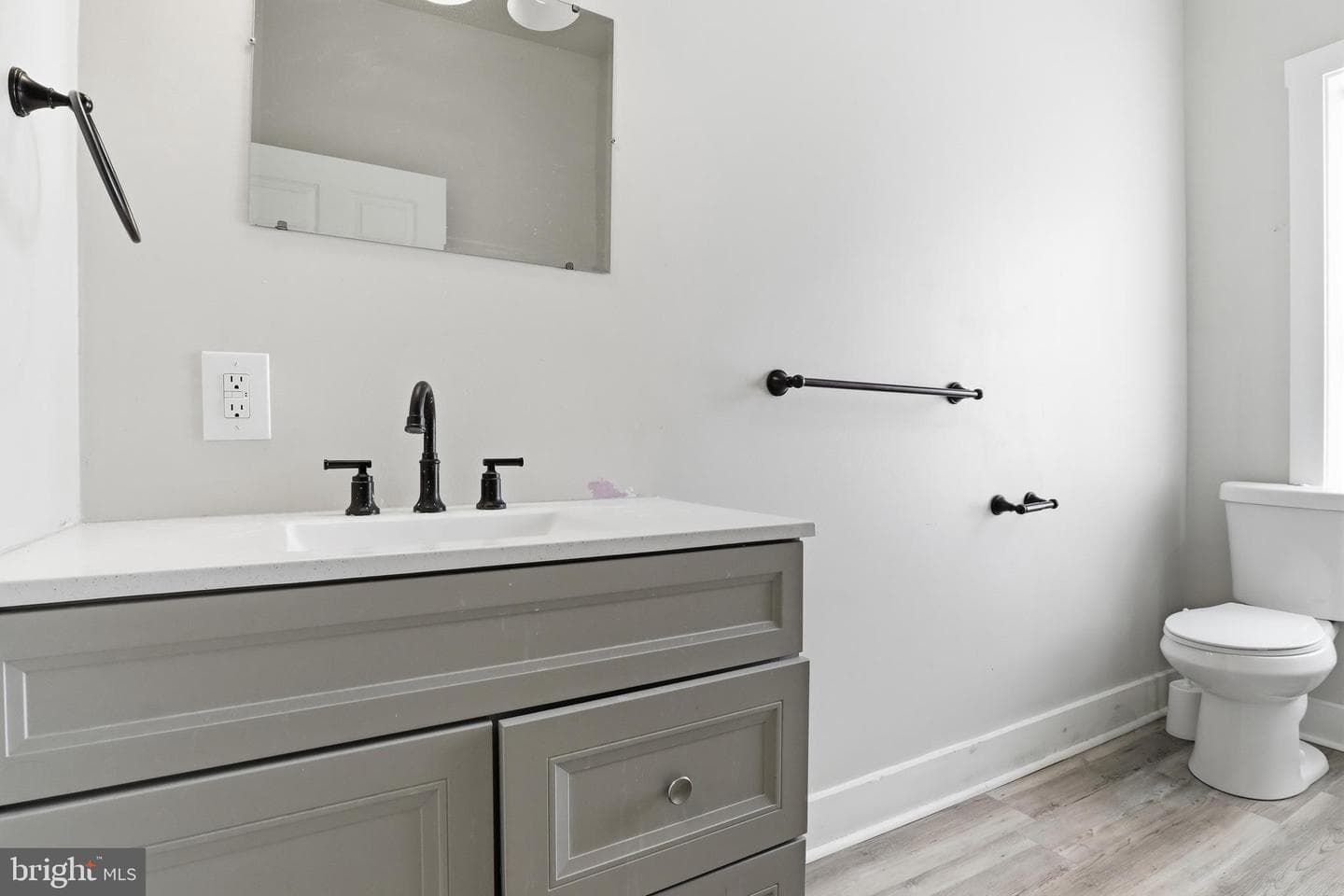 239 Franklin Way photo 14
