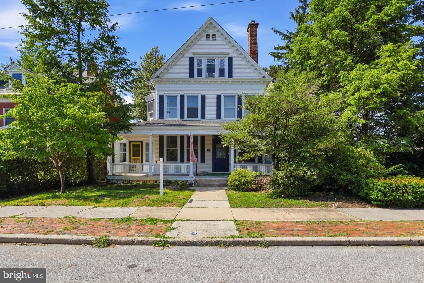 121 W Springettsbury Avenue photo 19