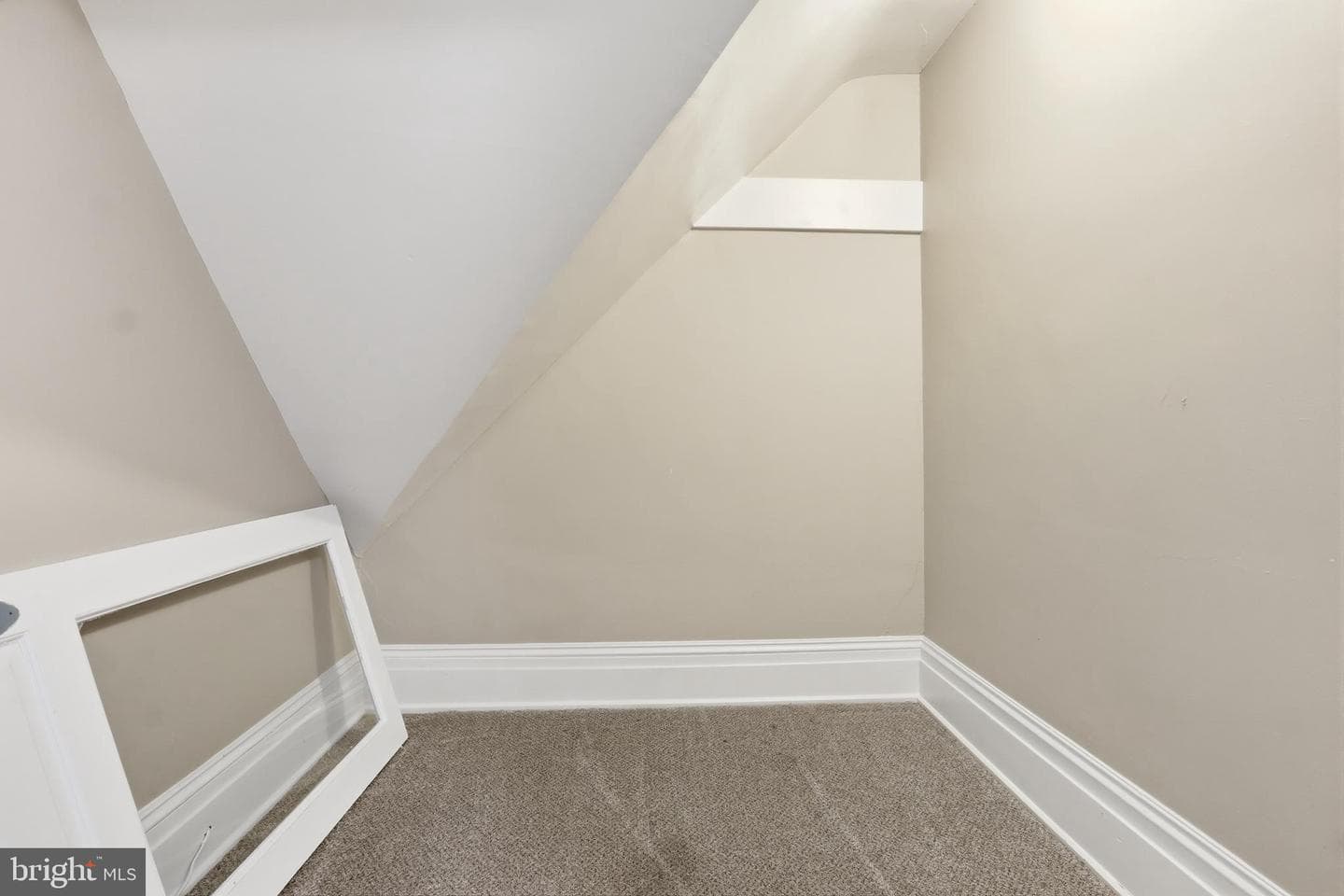 121 W Springettsbury Avenue photo 66
