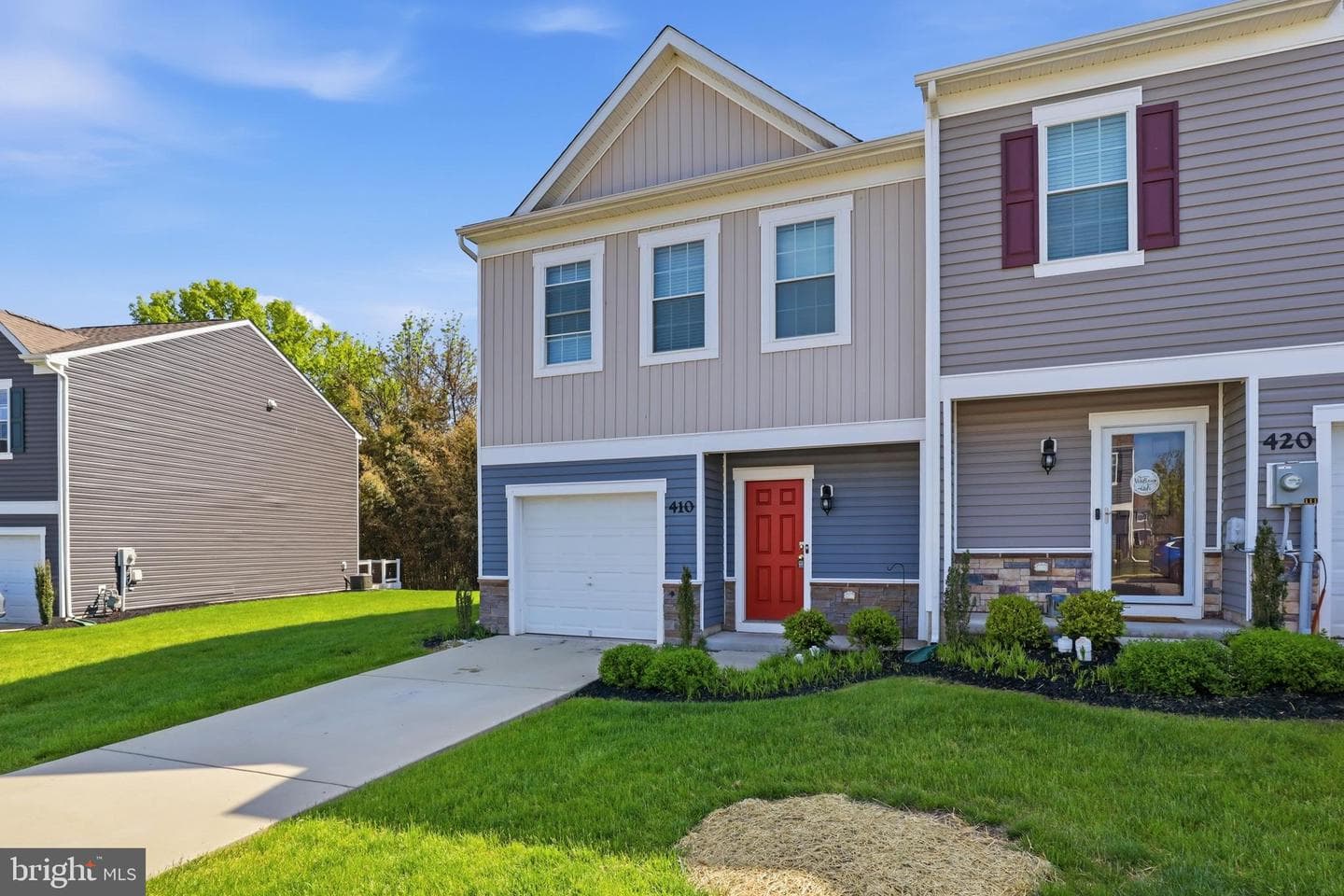 410 Maple Run Drive photo 2