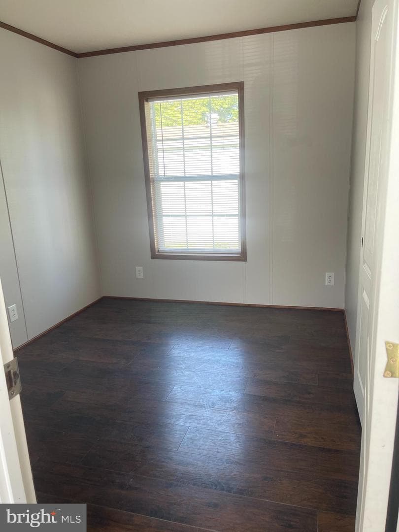 177 Omaha Avenue photo 10