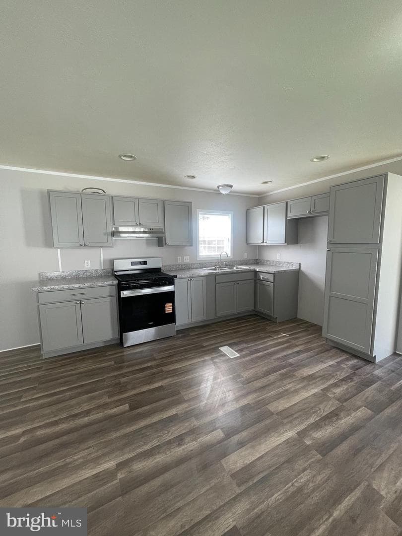 177 Omaha Avenue photo 4