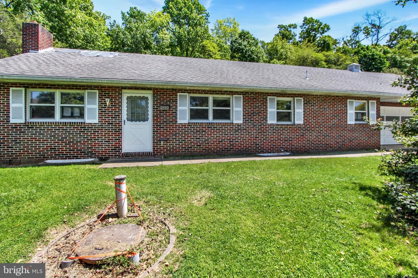 2482 Pine Grove Road photo 2
