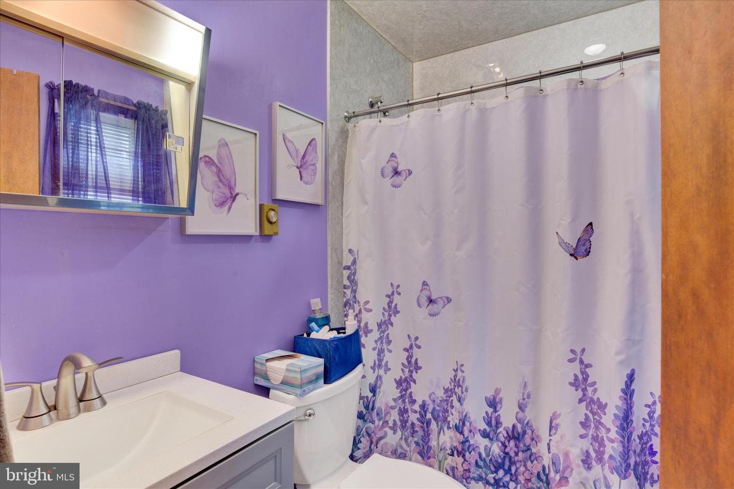 260 Green Lane Dr photo 15