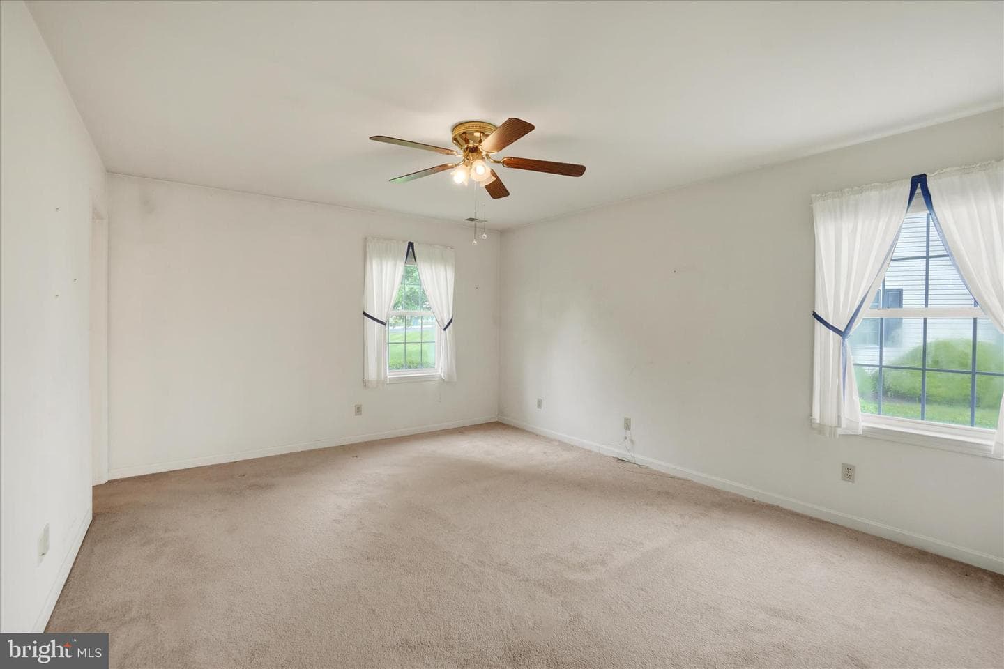 3014 Village Circle W photo 20