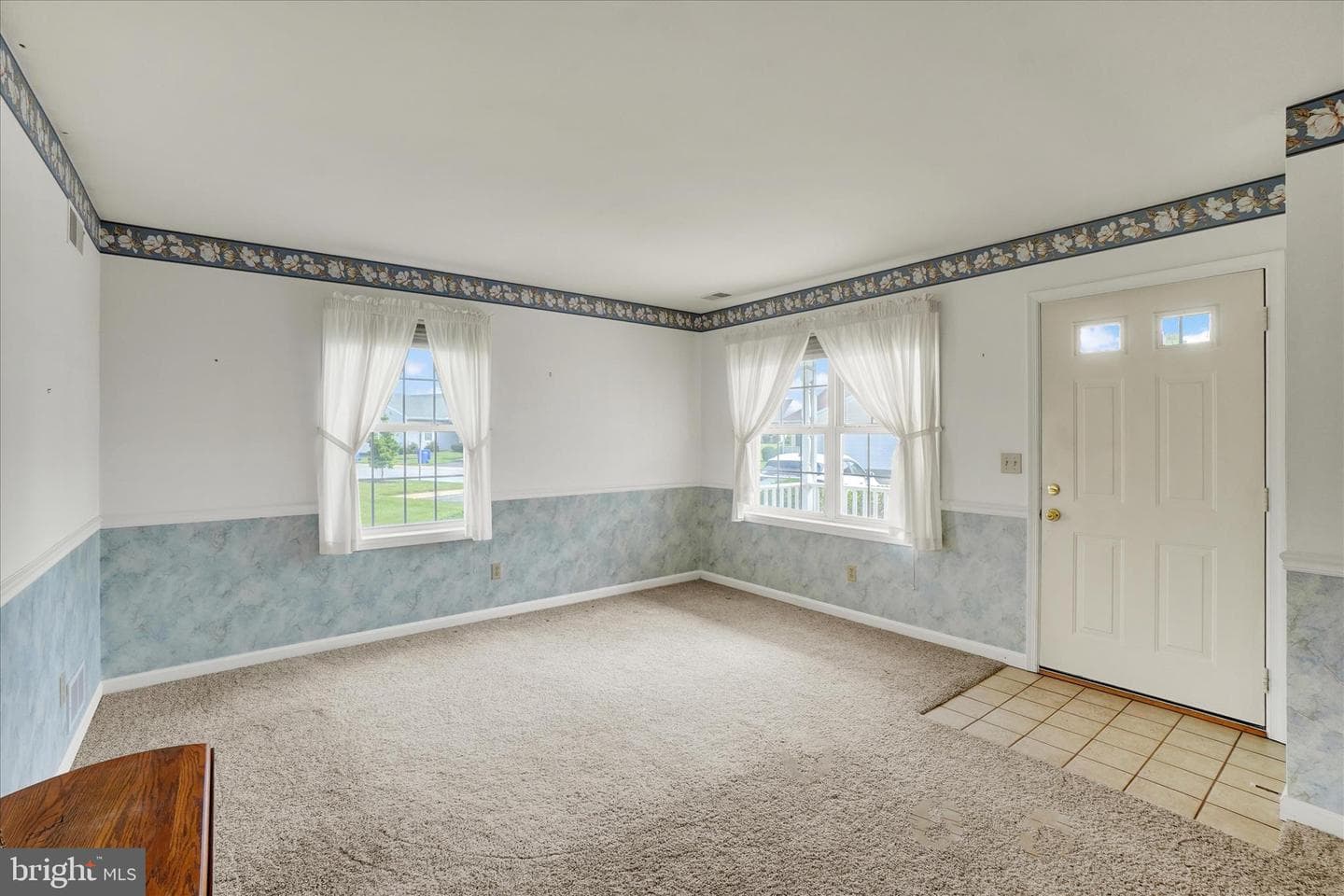3014 Village Circle W photo 6