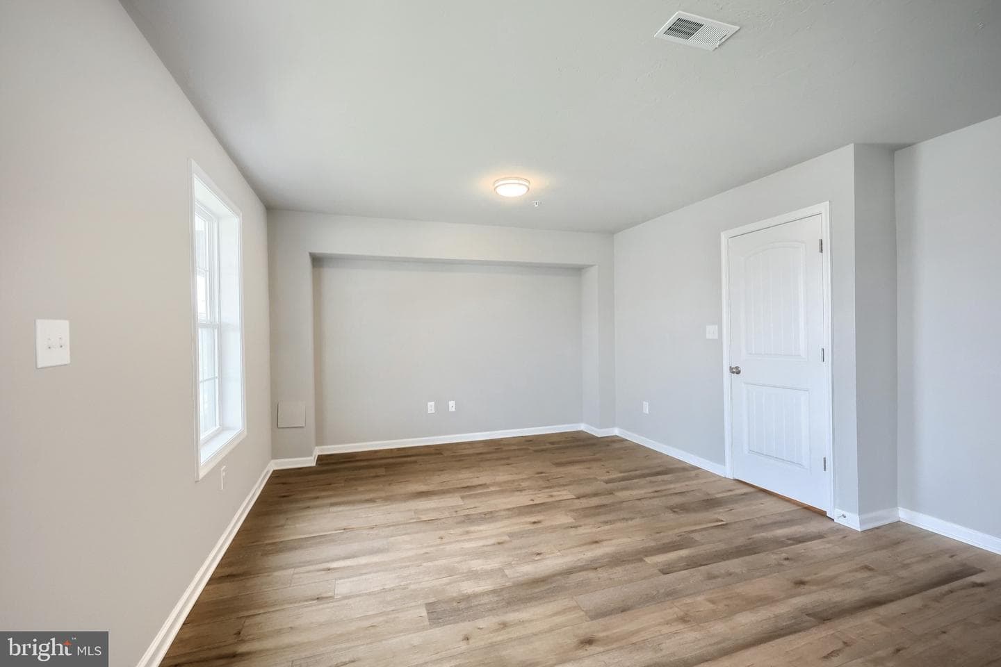 26 Pacer Drive photo 12