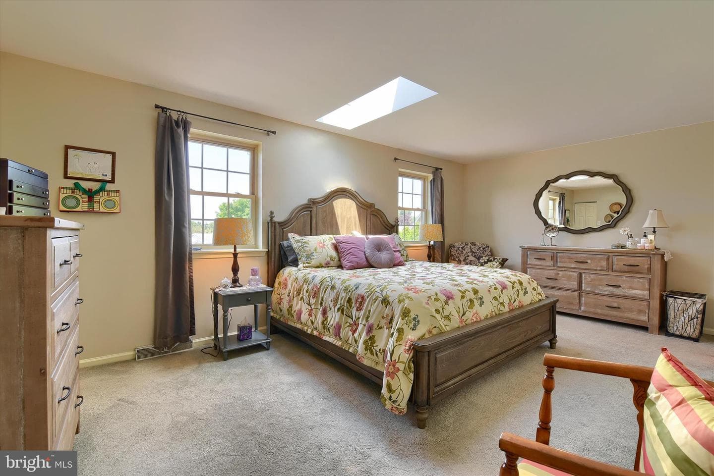 8 Haverford Circle photo 22