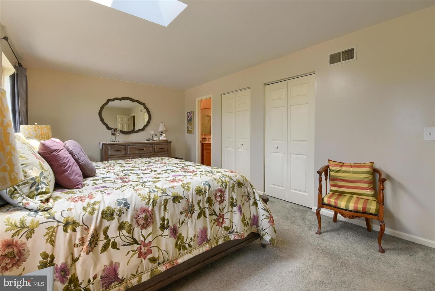 8 Haverford Circle photo 23