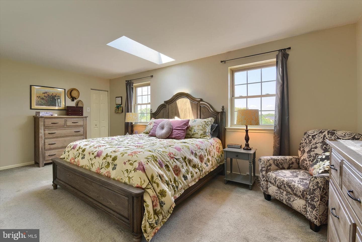 8 Haverford Circle photo 24