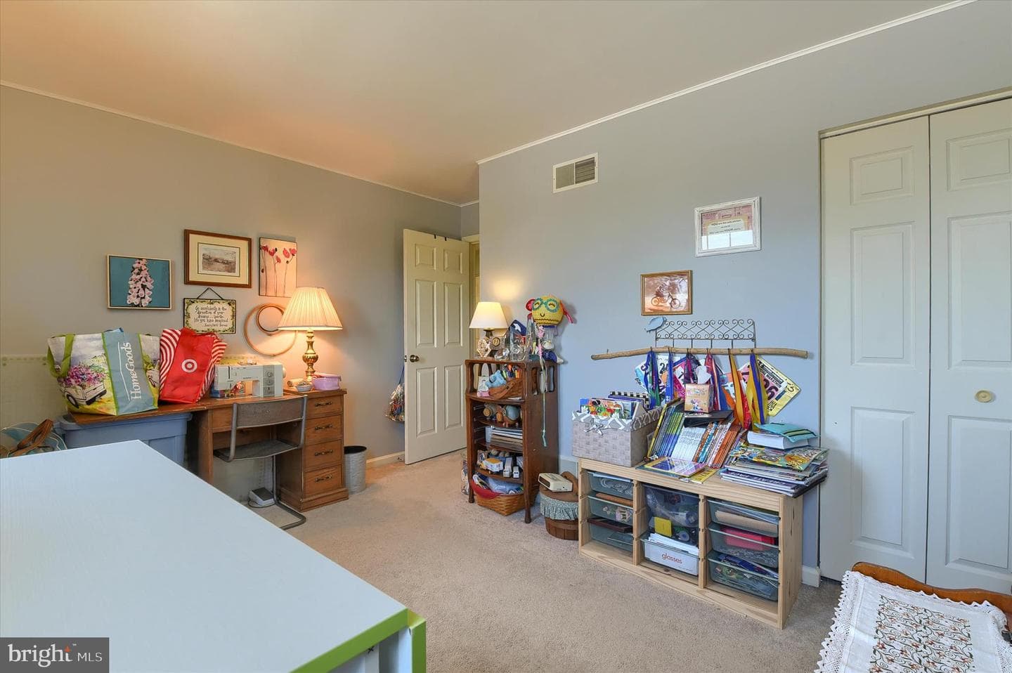 8 Haverford Circle photo 28