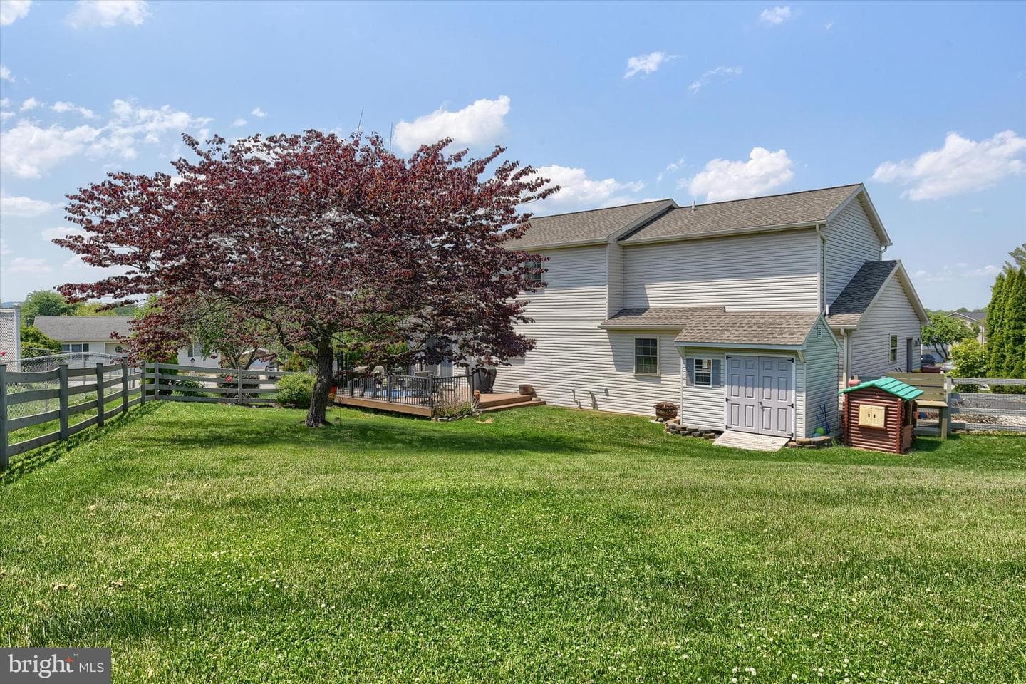 8 Haverford Circle photo 33