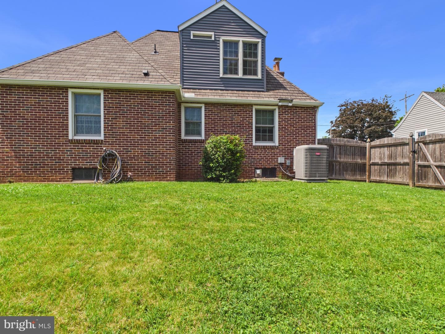 2266 Sunset Lane photo 59