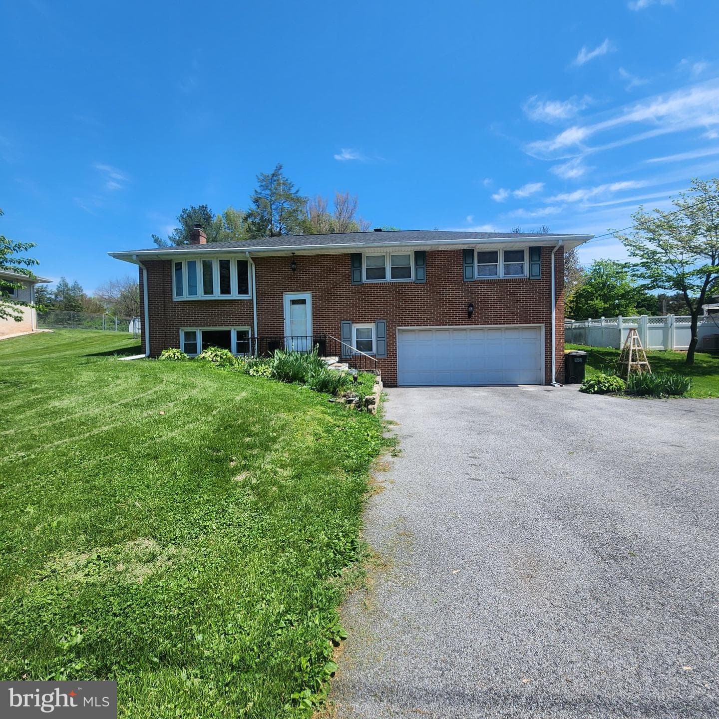 2029 Derry Road, York