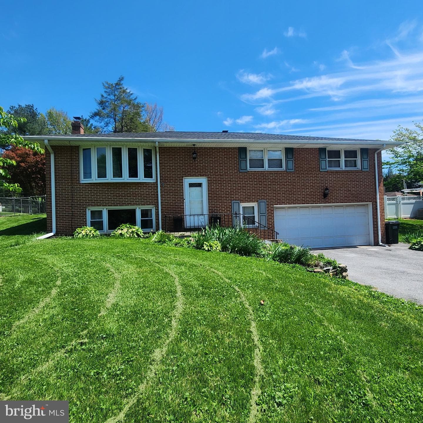 2029 Derry Road, York