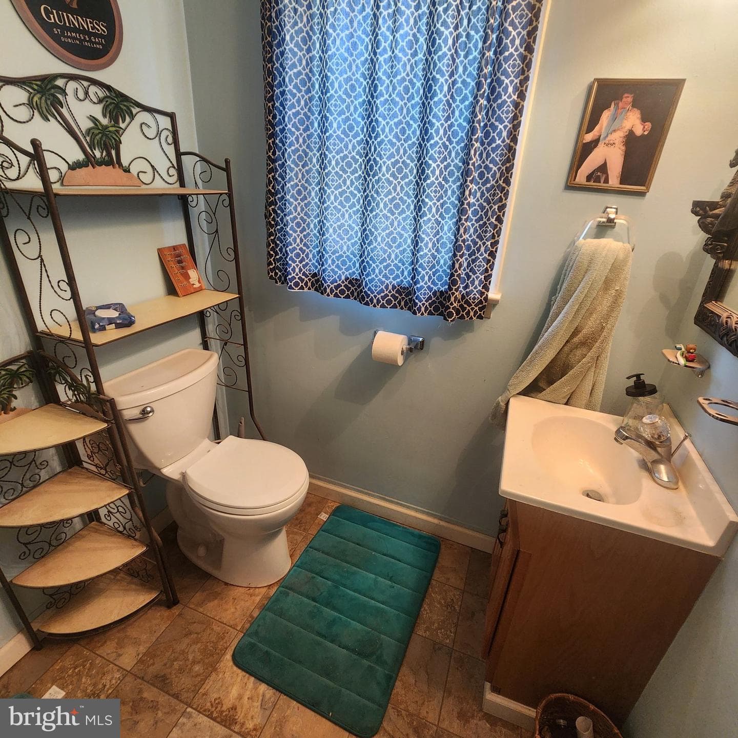 2029 Derry Road photo 29