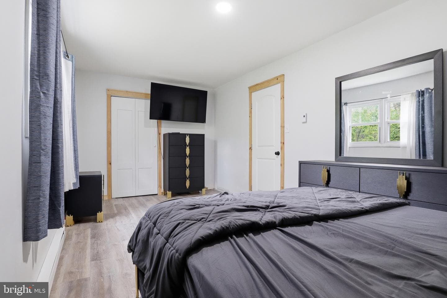 350 Juniper Drive photo 18