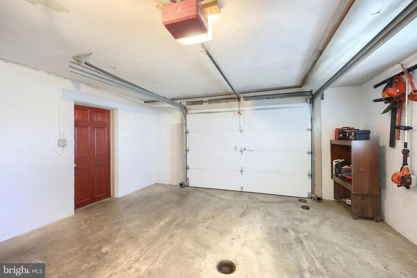 1215 Perry Lane photo 24