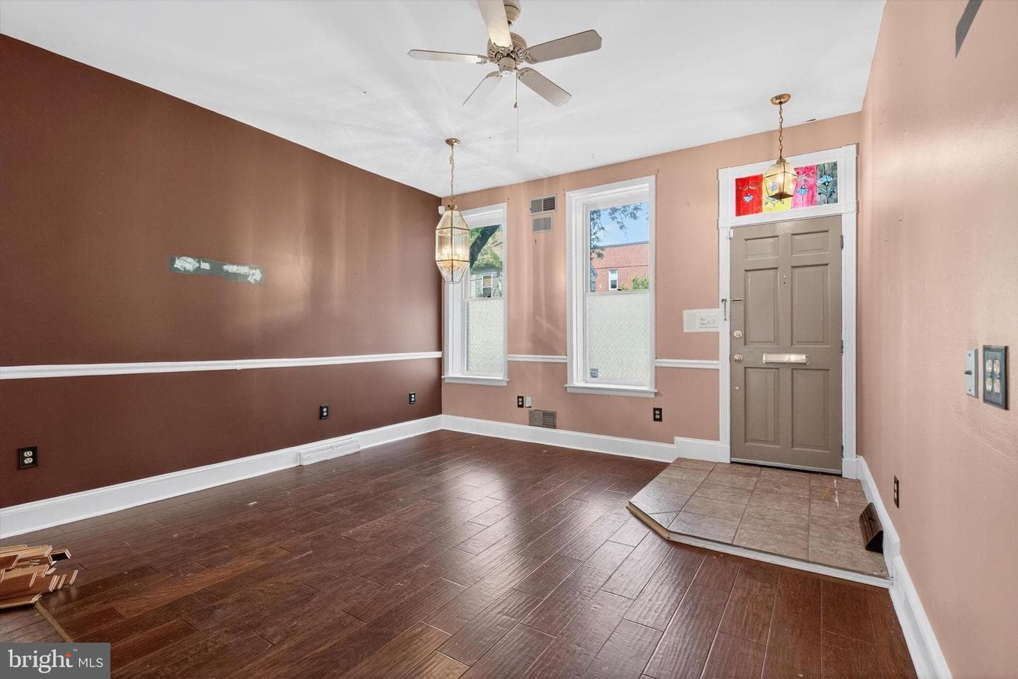 124 S Newberry Street photo 3