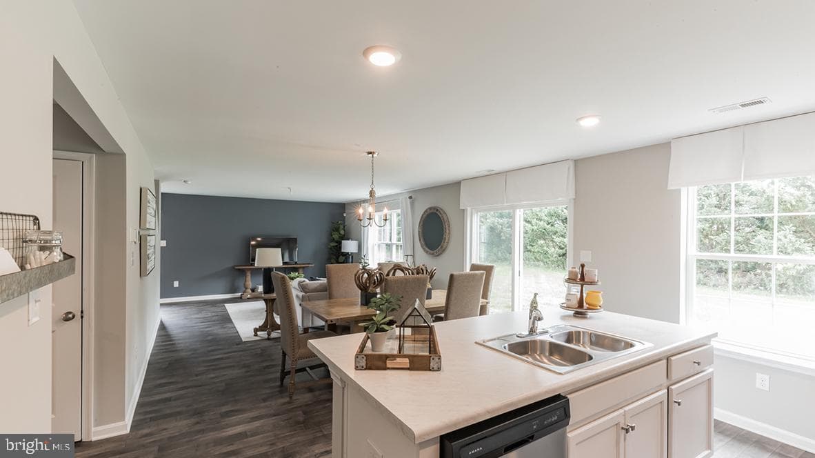 120 Christina Drive photo 17