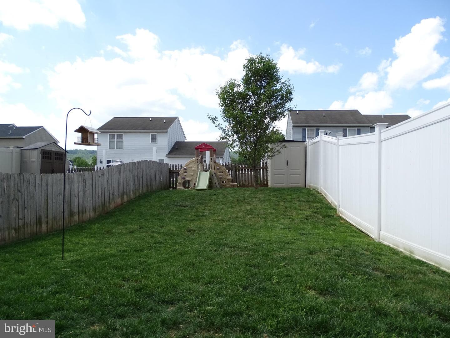 235 Fisher Drive photo 27