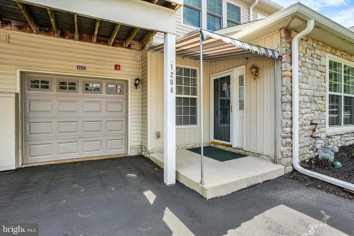 1204 Crestview Lane #1204 photo 3