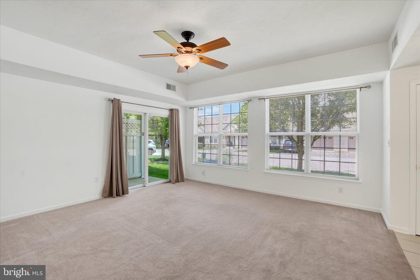 1204 Crestview Lane #1204 photo 5