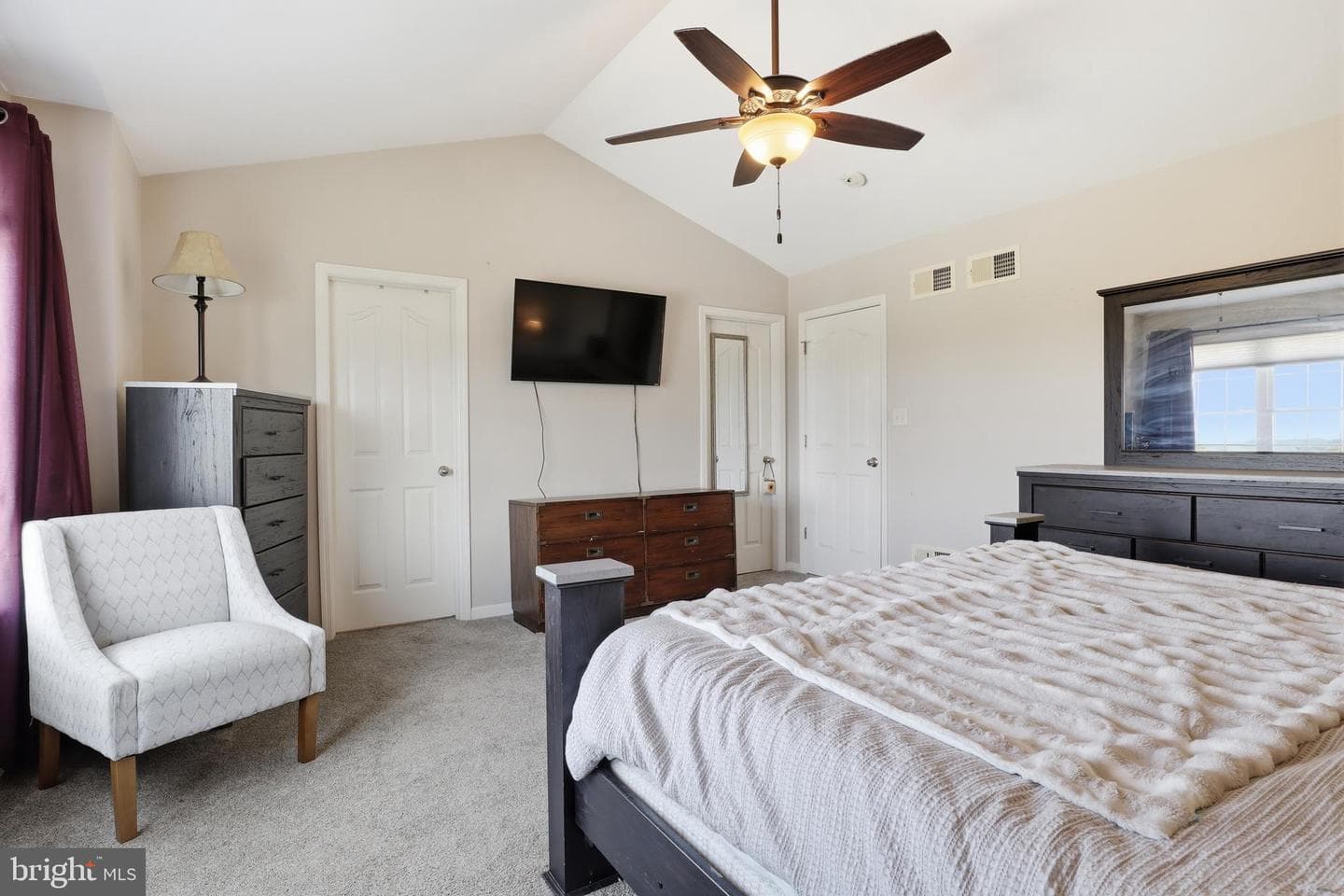 560 Nantucket Drive photo 22
