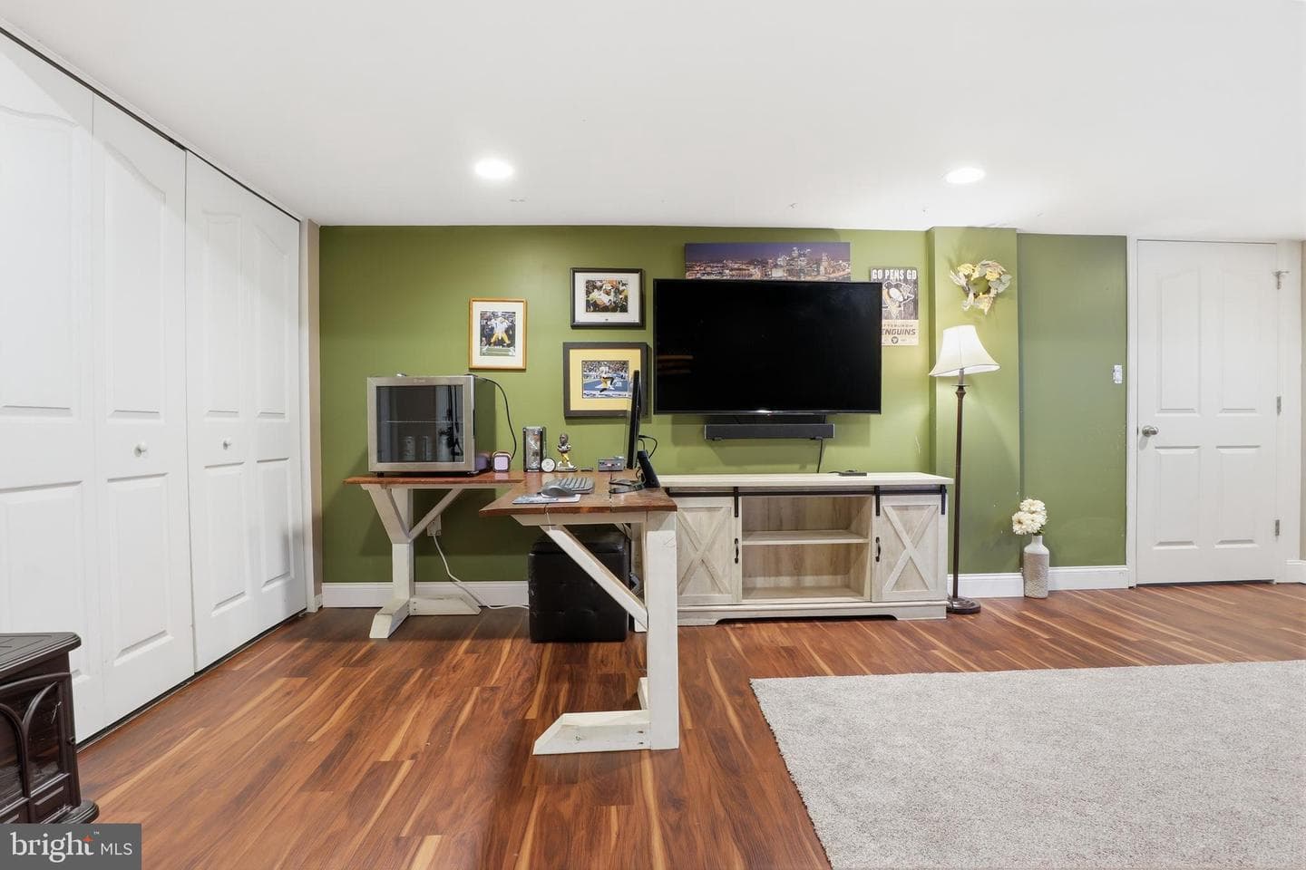 560 Nantucket Drive photo 35