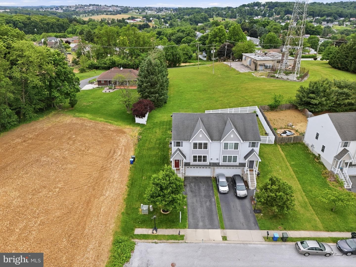 560 Nantucket Drive photo 42
