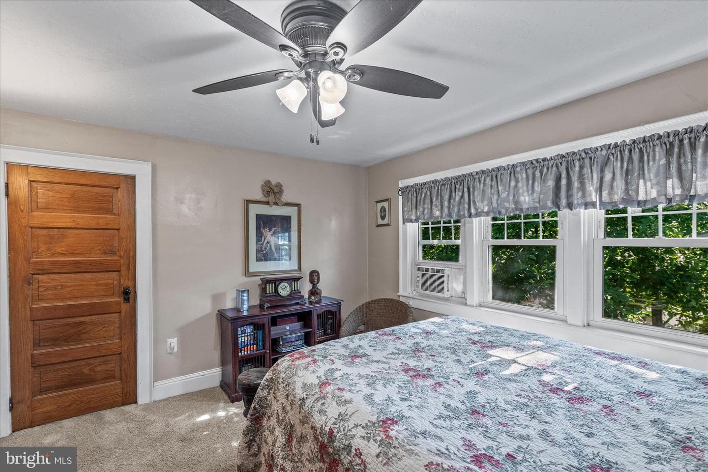31 N Kershaw Street photo 24