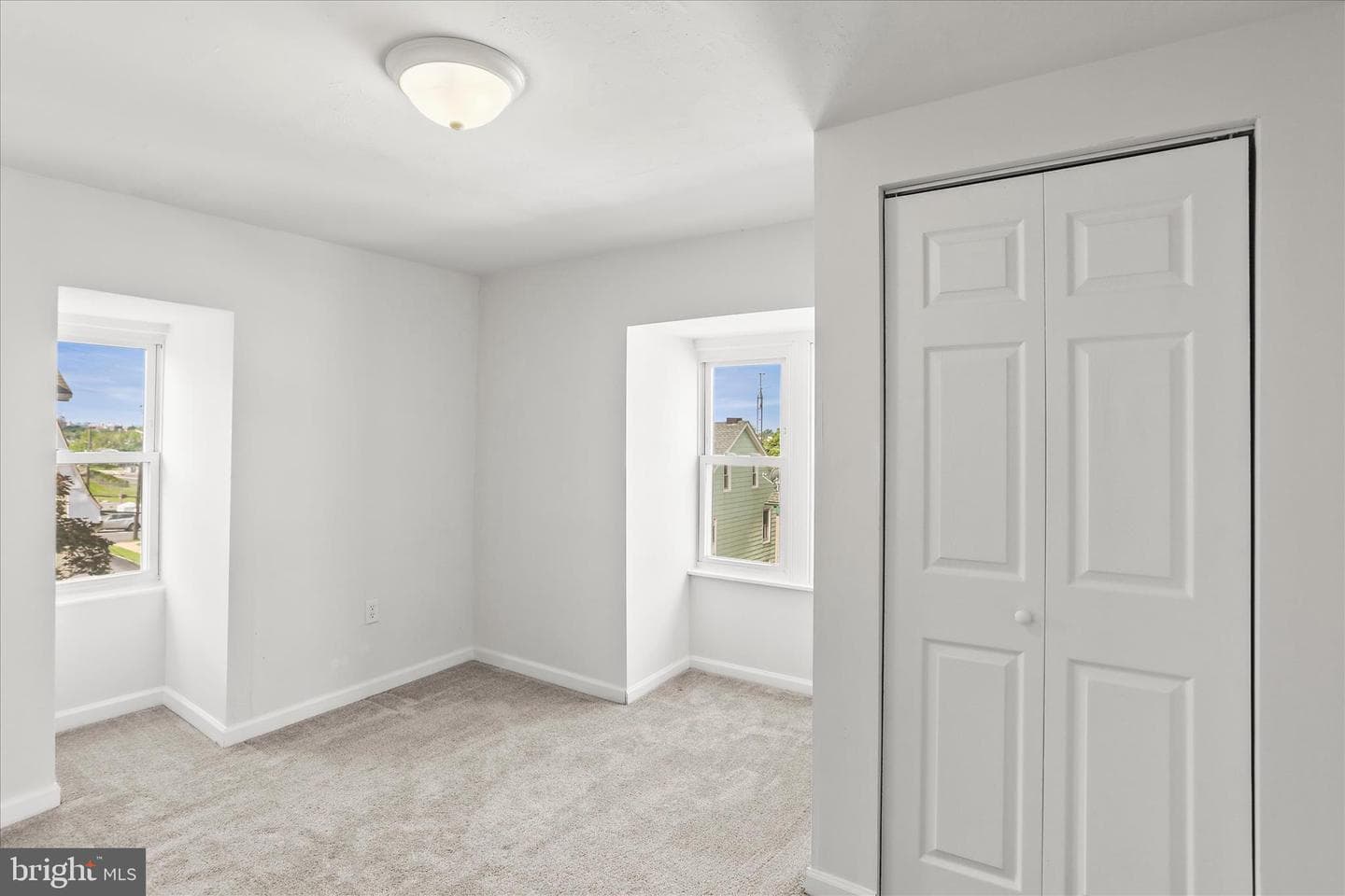 619 Ridge Avenue photo 28