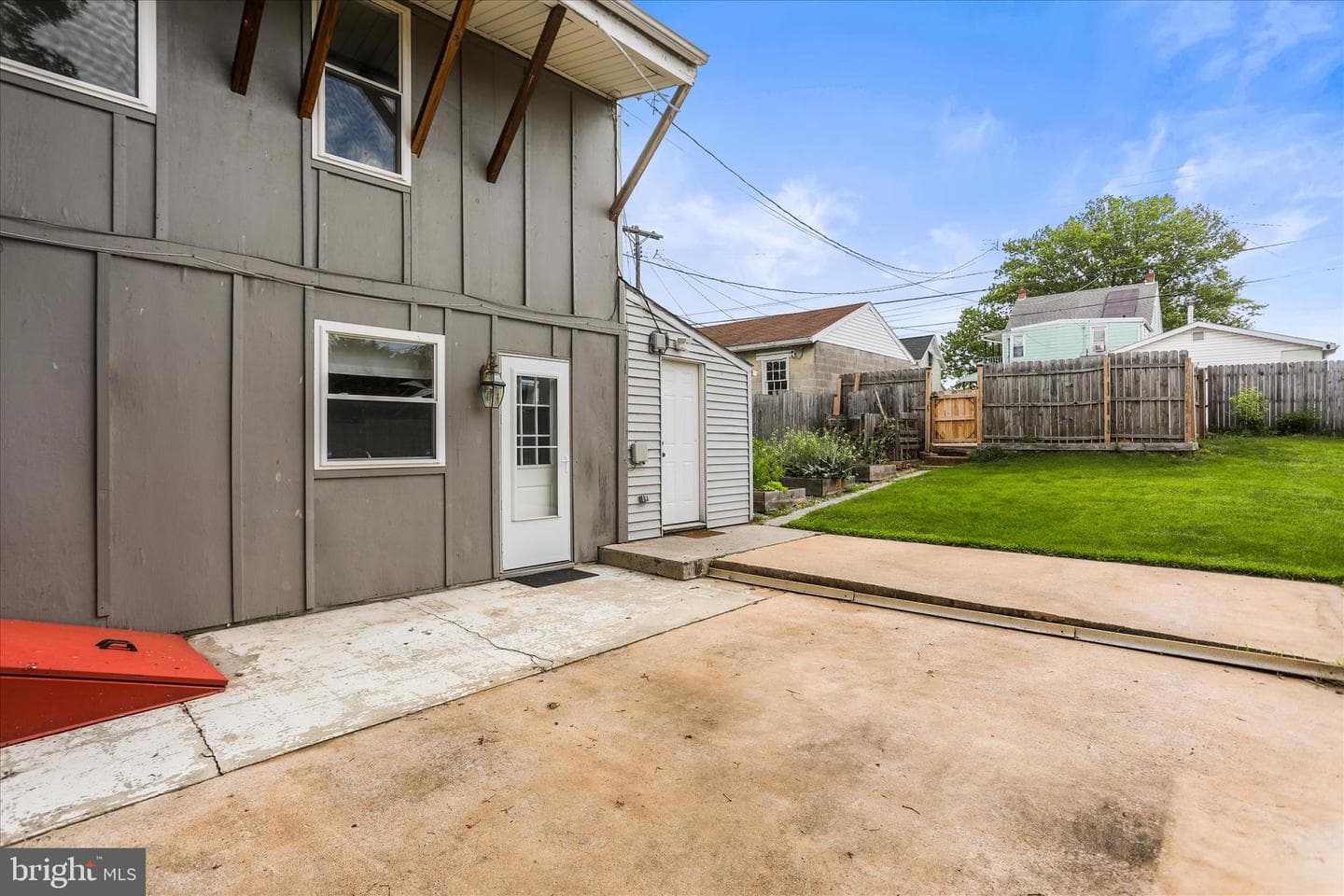 619 Ridge Avenue photo 36