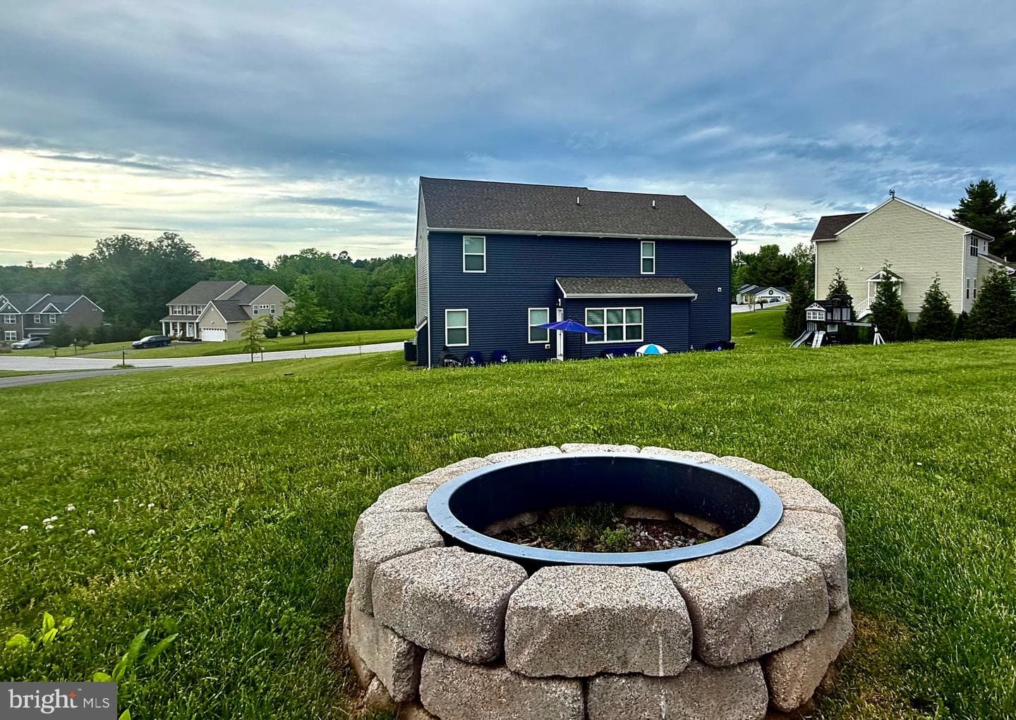 20 Greenview Drive photo 40