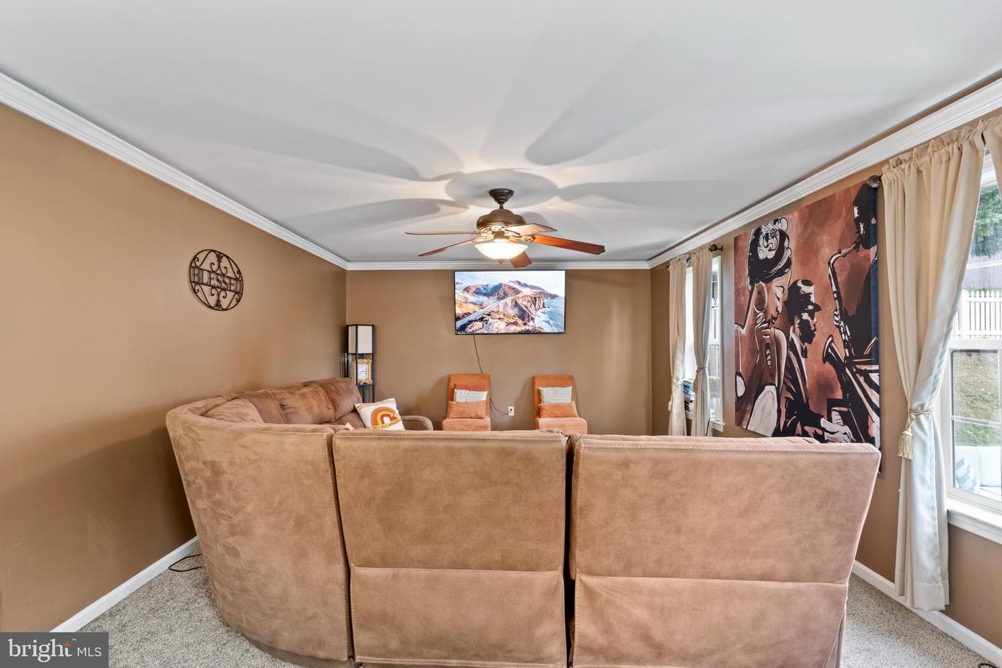 2345 Friesian Road photo 12