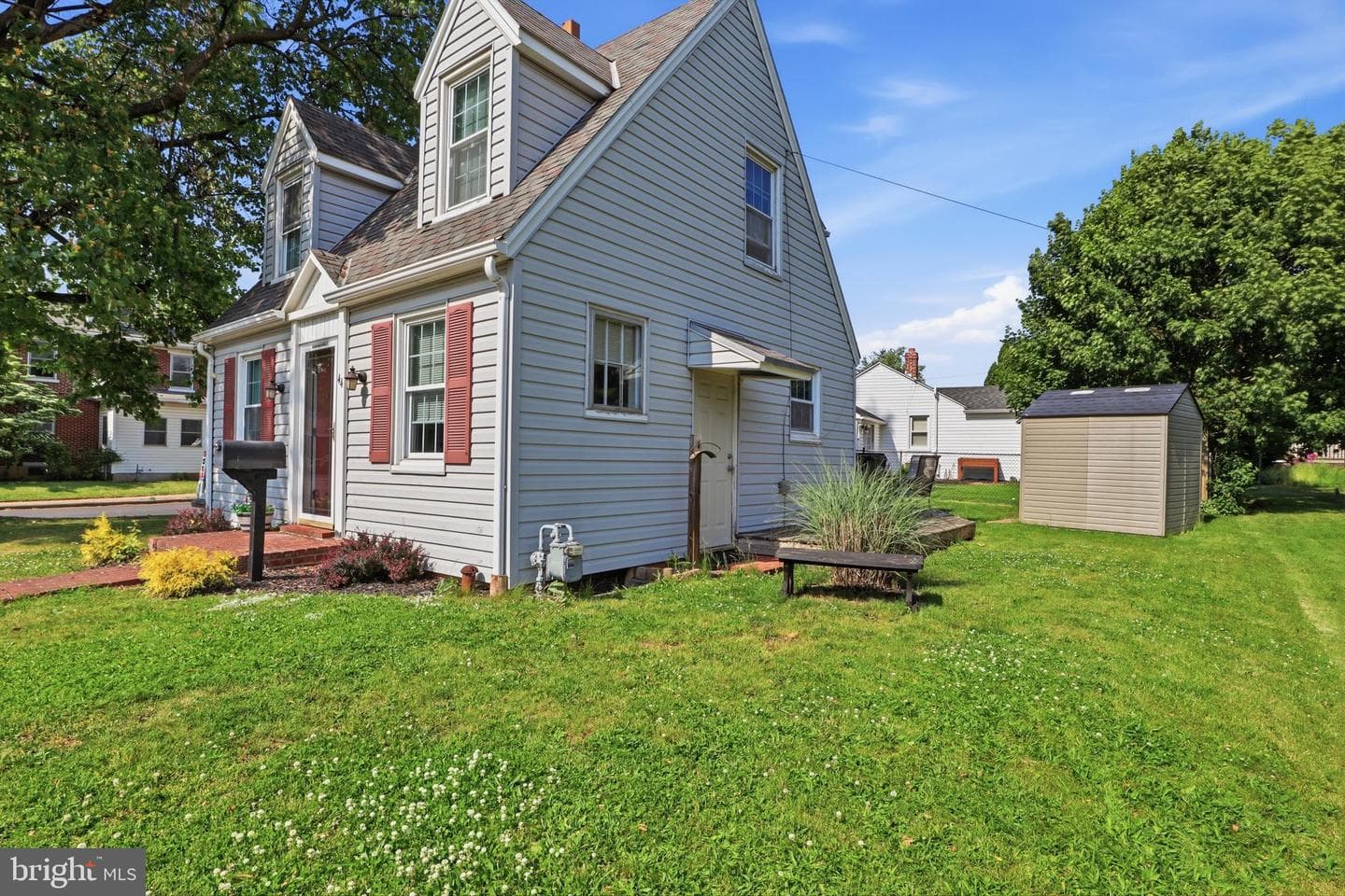44 N Gotwalt Street photo 30