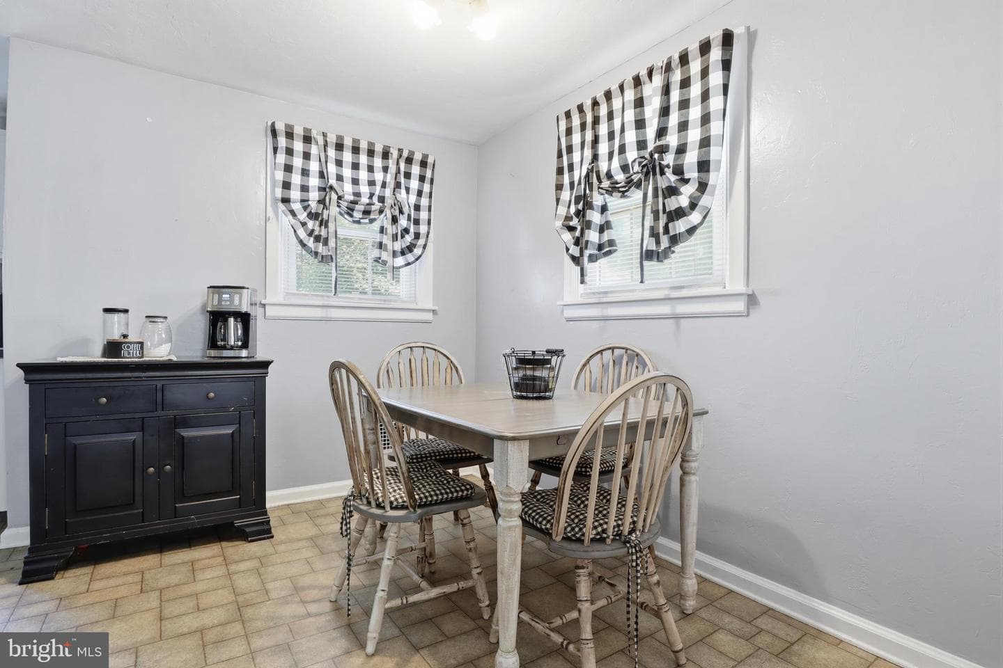 44 N Gotwalt Street photo 9