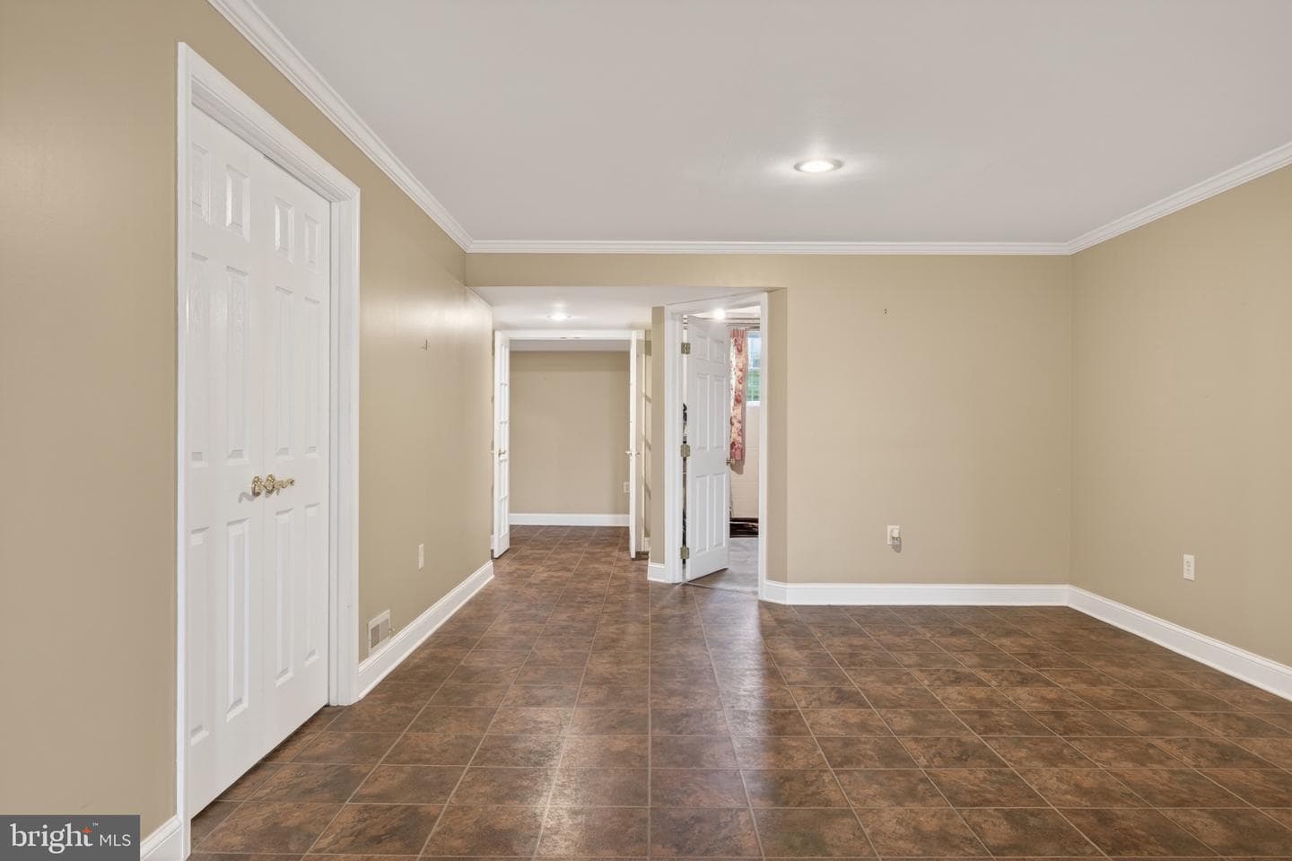 275 Silver Maple Court photo 42