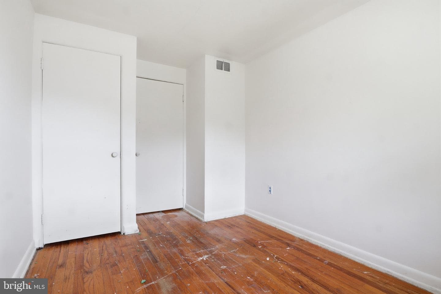 863 E Kings Court photo 18