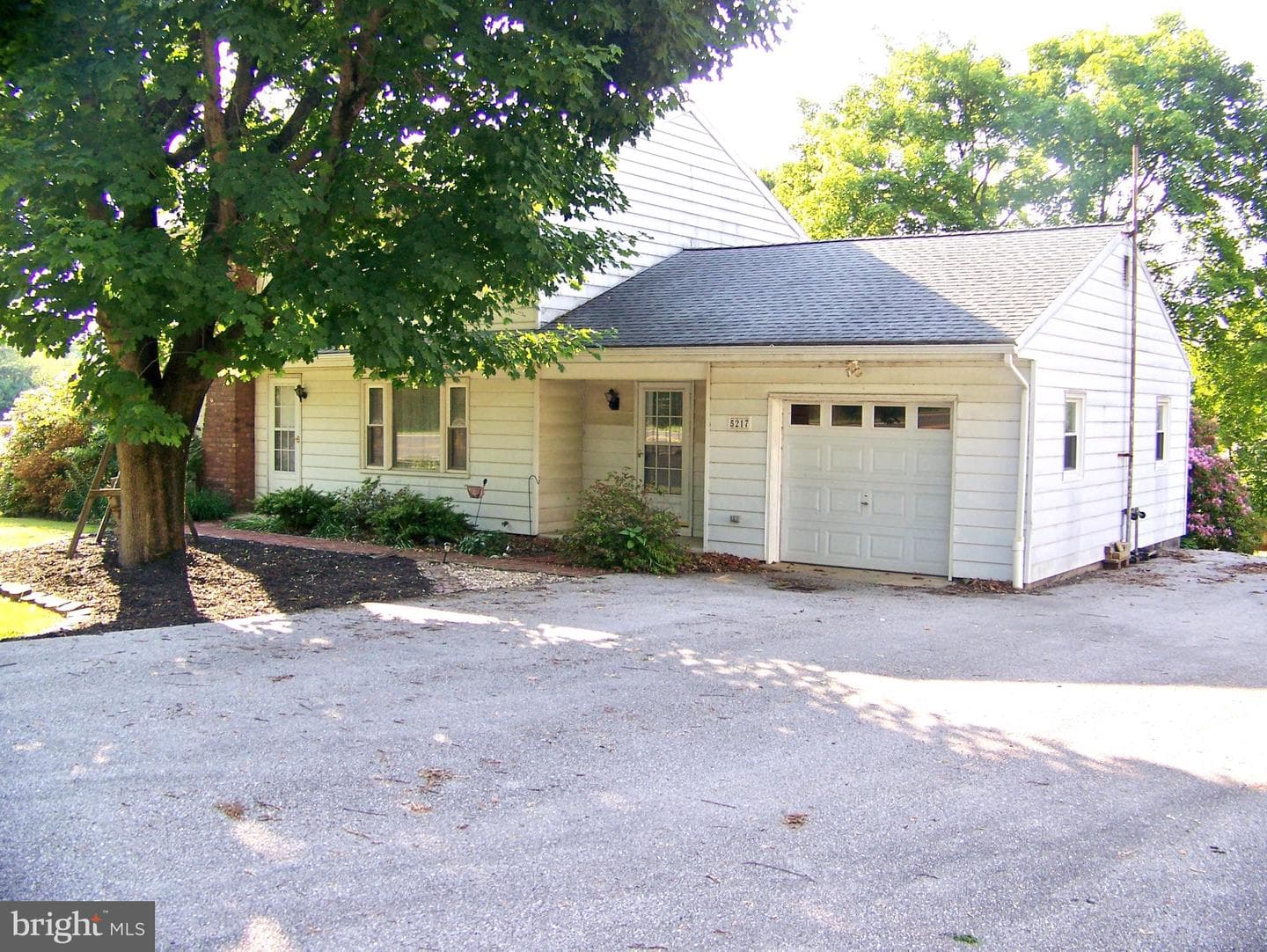 5217 Lehman Road photo 3