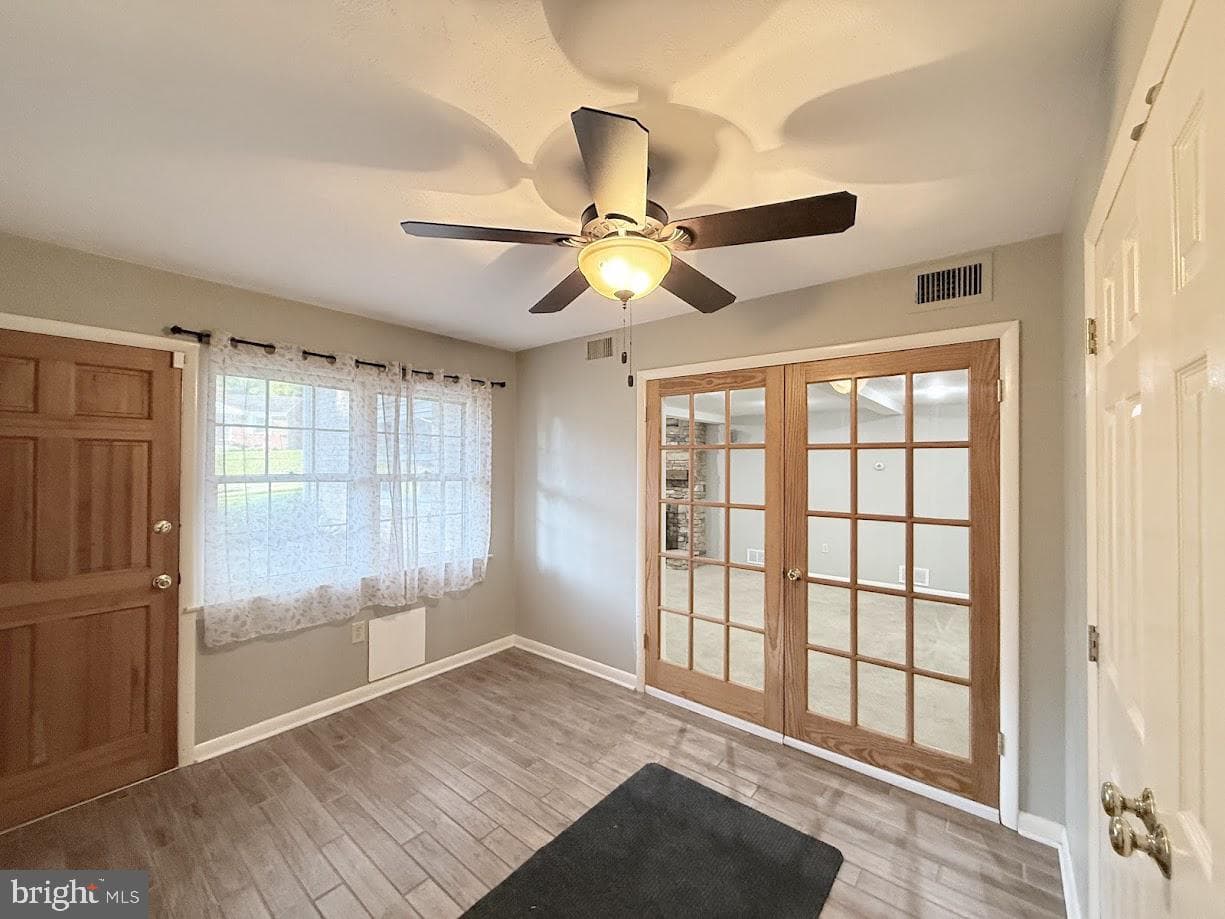 1589 Hollywood Parkway photo 31