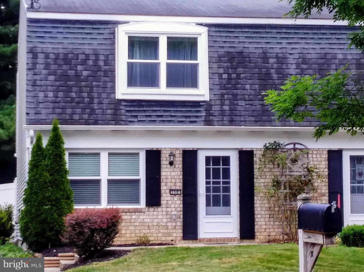 558 Hammond Avenue photo 3