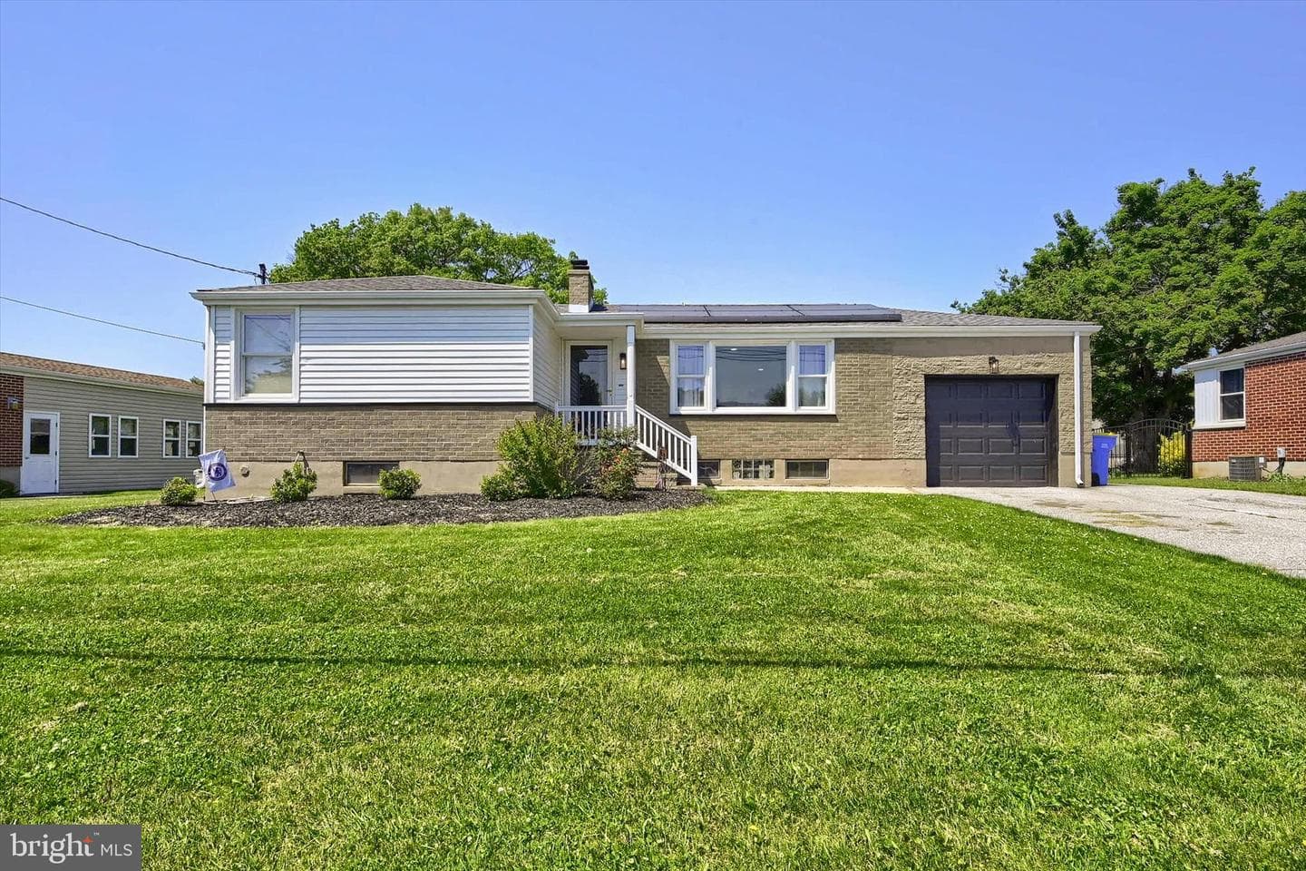 2740 Clearbrook Boulevard