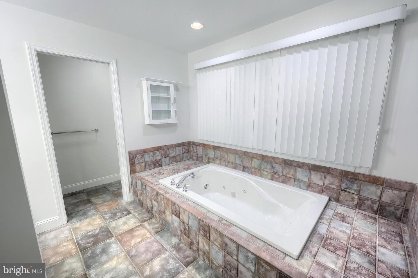 335 Laurel Drive photo 29