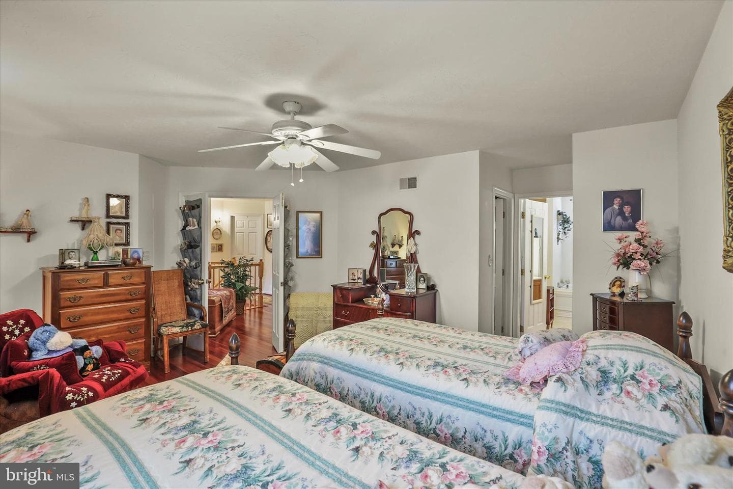 25 Cornell Drive photo 43
