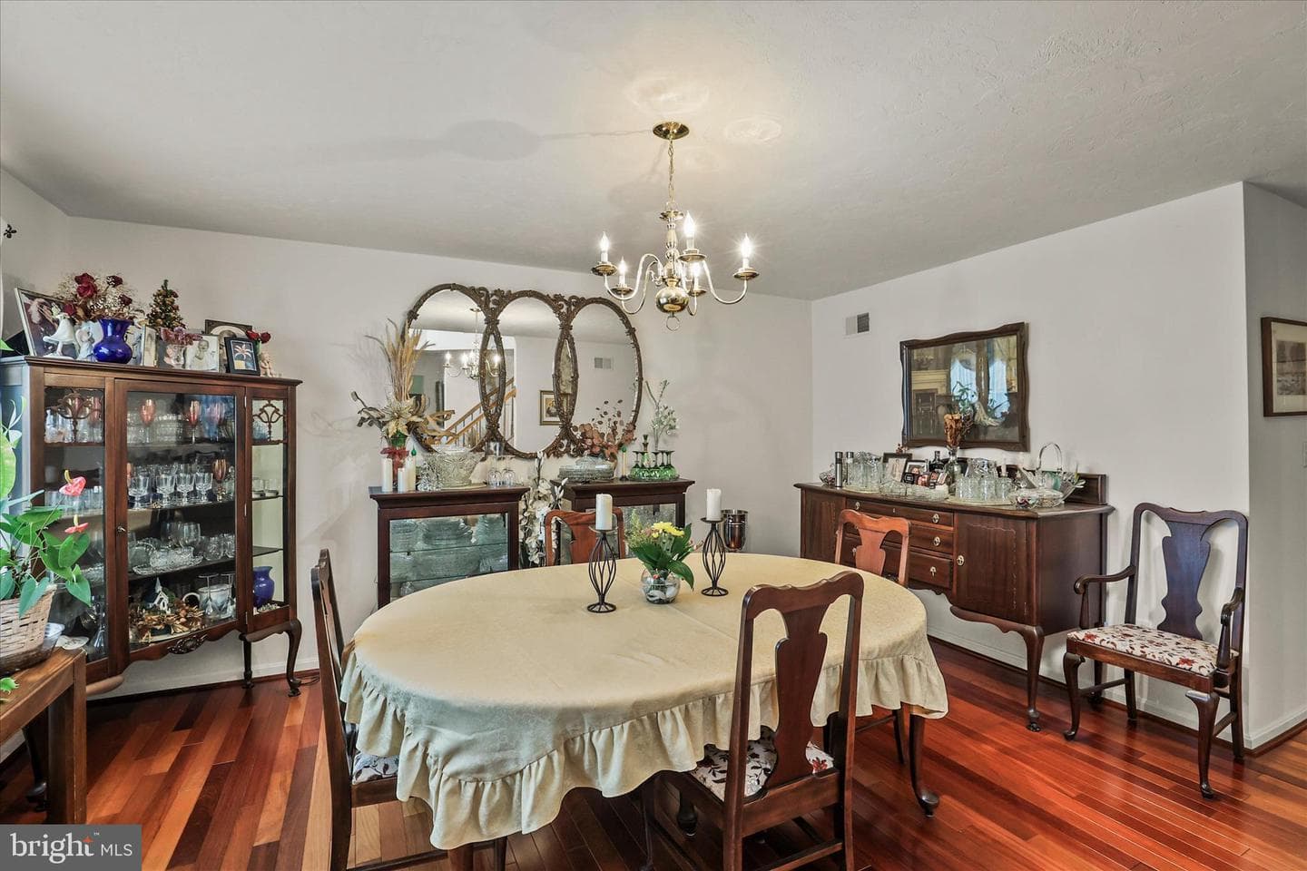 25 Cornell Drive photo 72