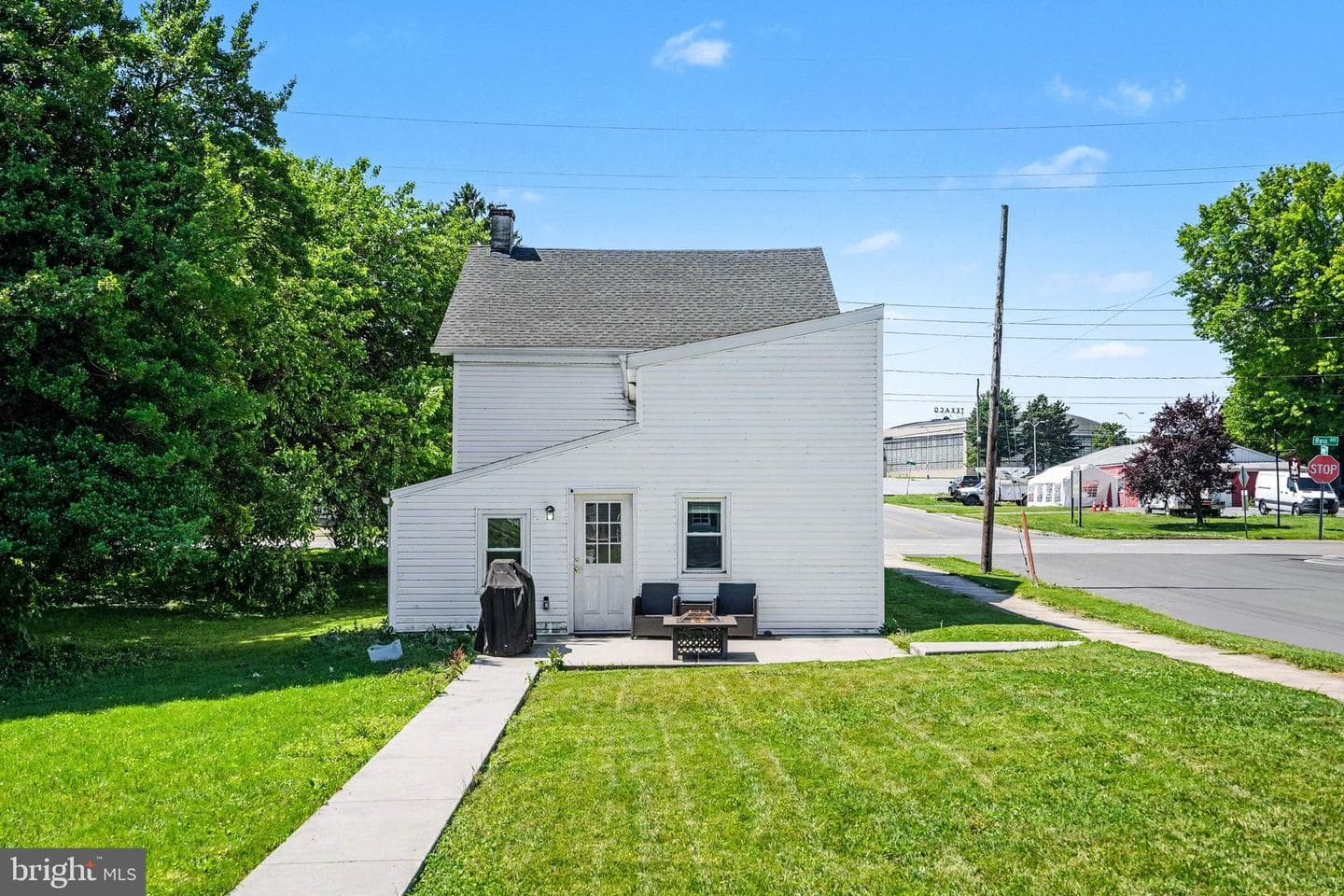 400 Ross Avenue photo 31