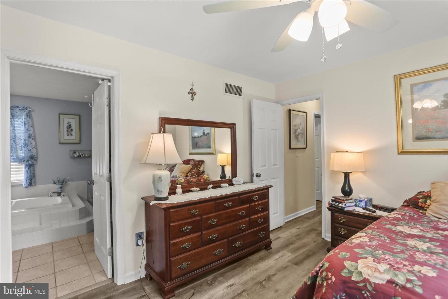 17 Ecker Avenue photo 30