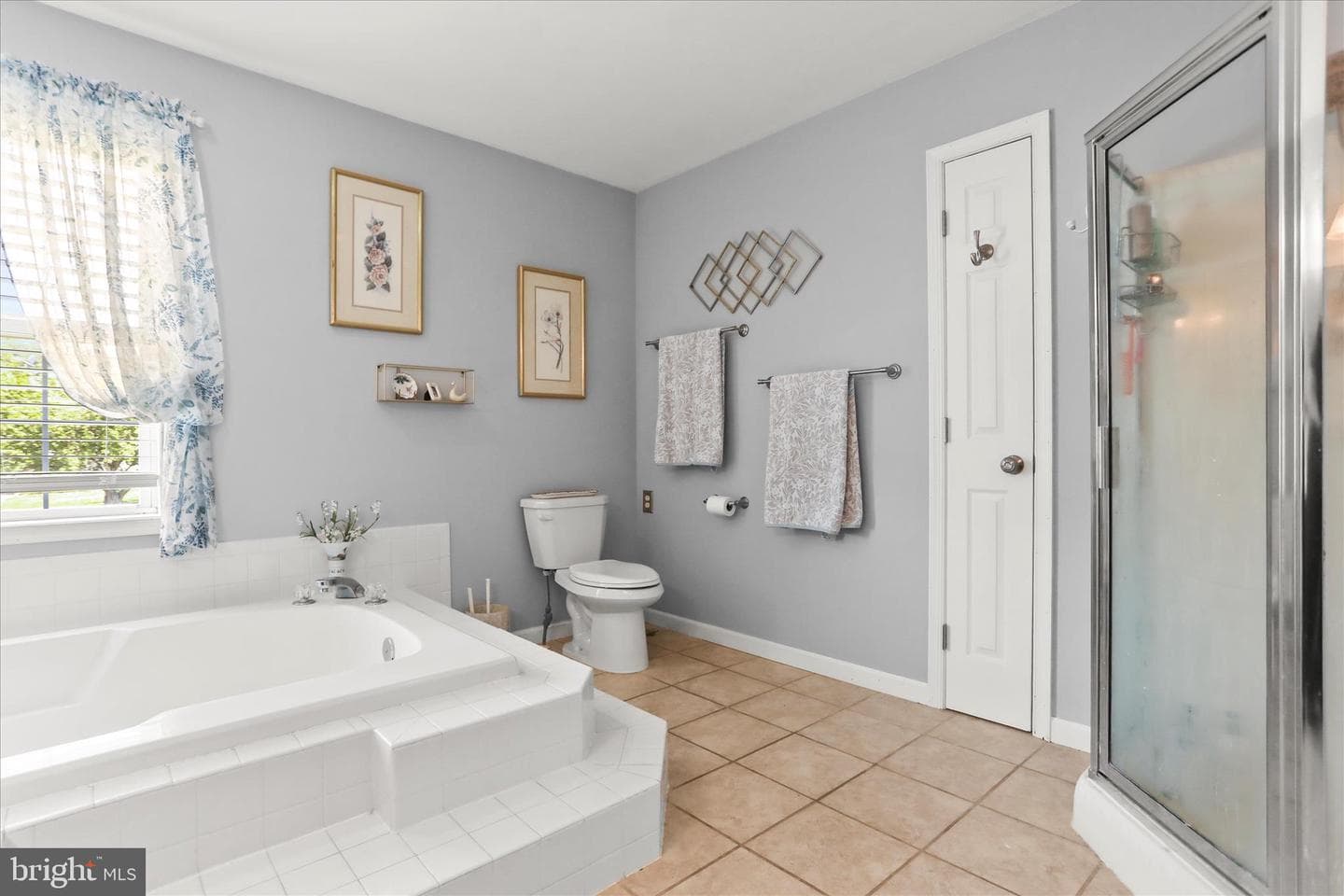 17 Ecker Avenue photo 32