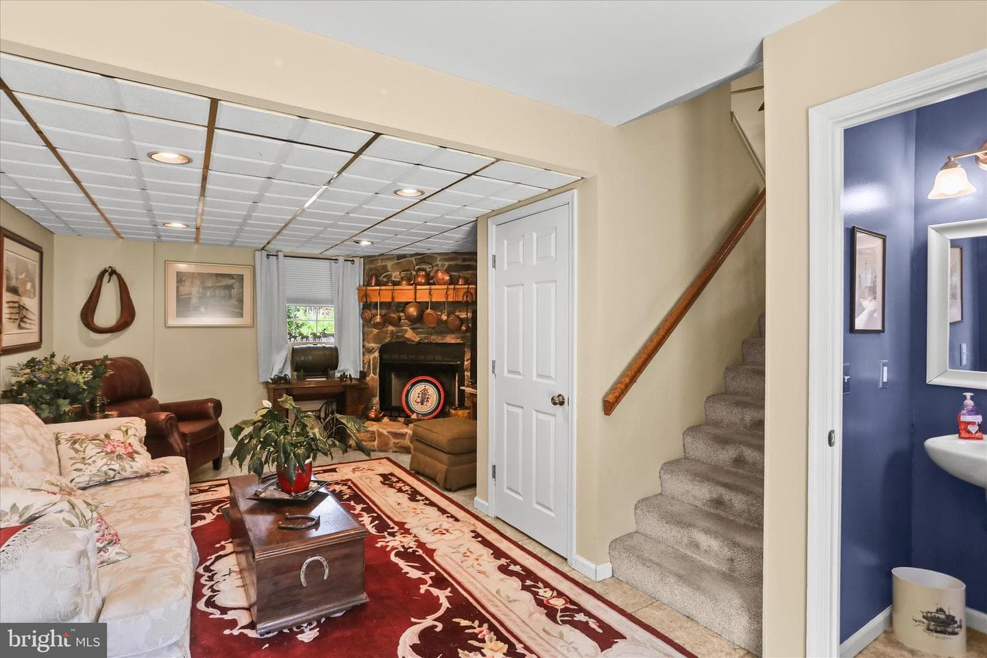 17 Ecker Avenue photo 33